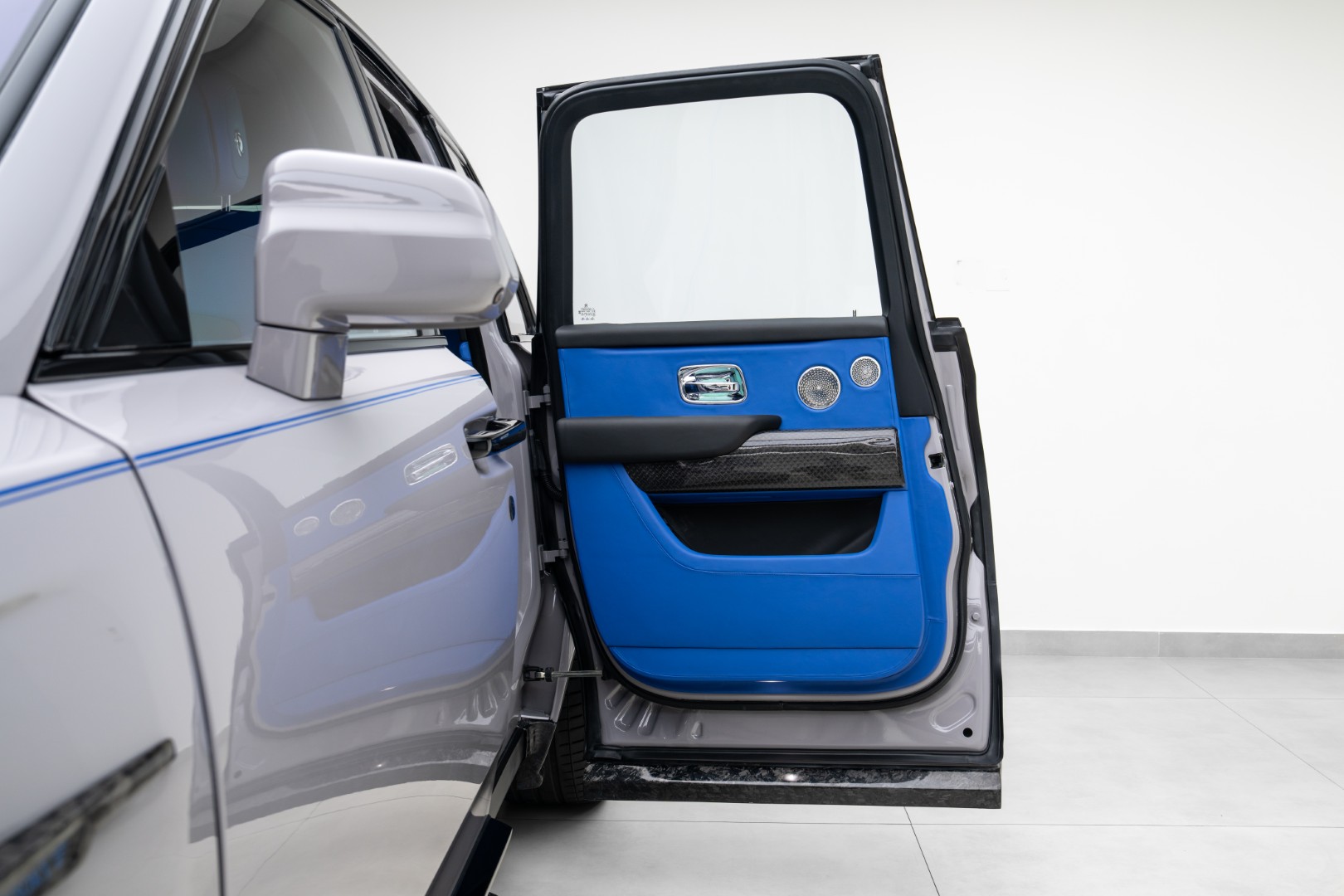 2020 ROLLS ROYCE CULLINAN BY MANSORY | GCC | | FULL CARBON